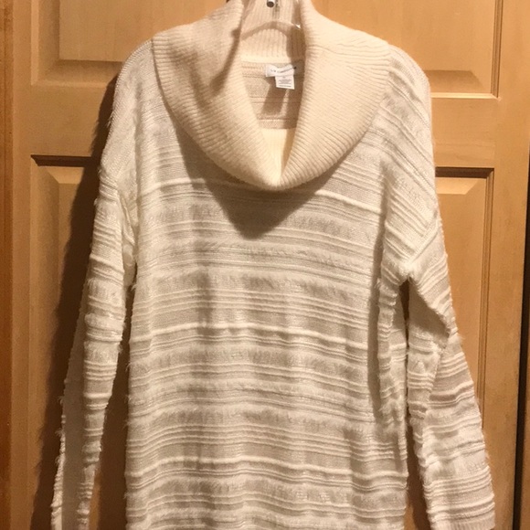 Liz Claiborne Sweater - Picture 1 of 7